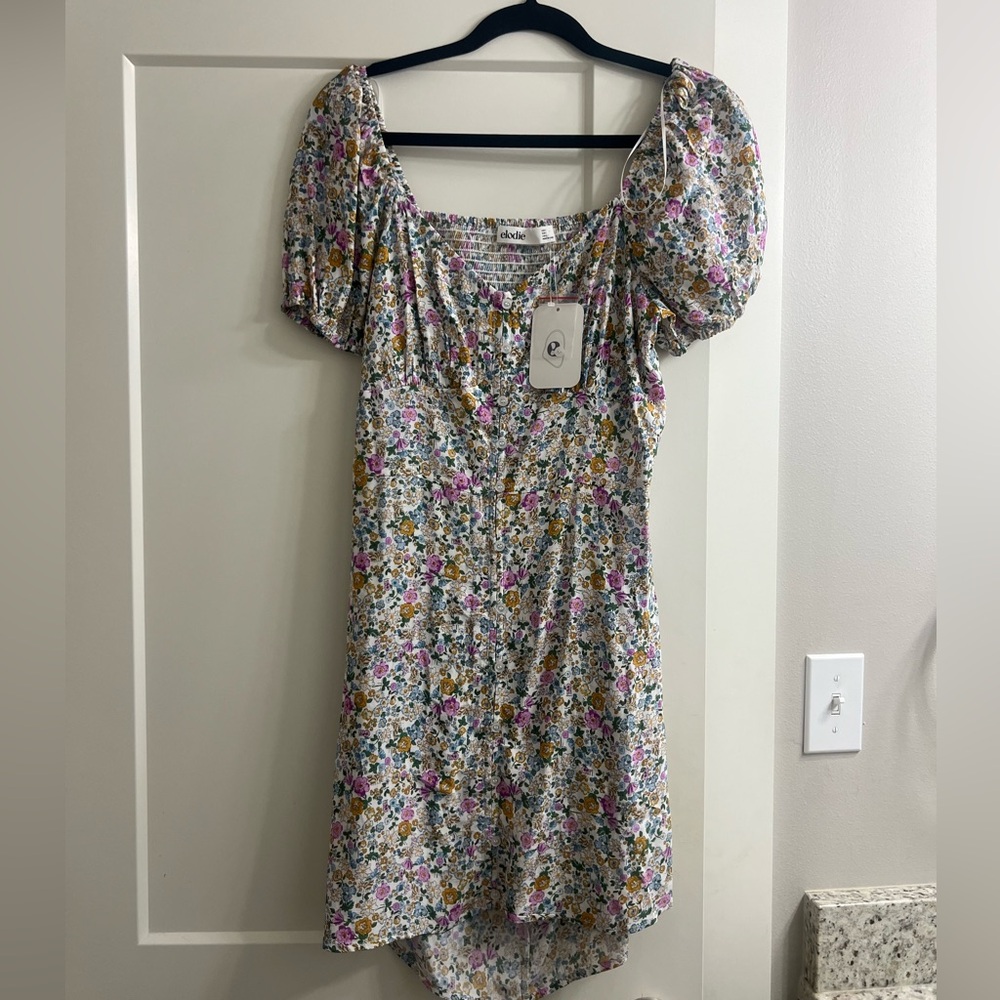 NWT Large elodie short off the shoulder sleeve floral Dress